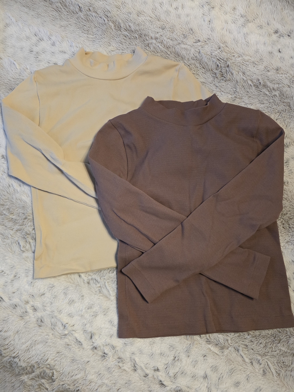 NWOT Set Of 2 Ribbed Mock Neck Crop Top - Beige and Brown L/XL